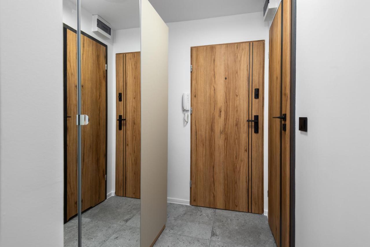 Kairos Apartments - Silver - Darmowy Parking, Scisle Centrum Γκλίβιτσε Εξωτερικό φωτογραφία