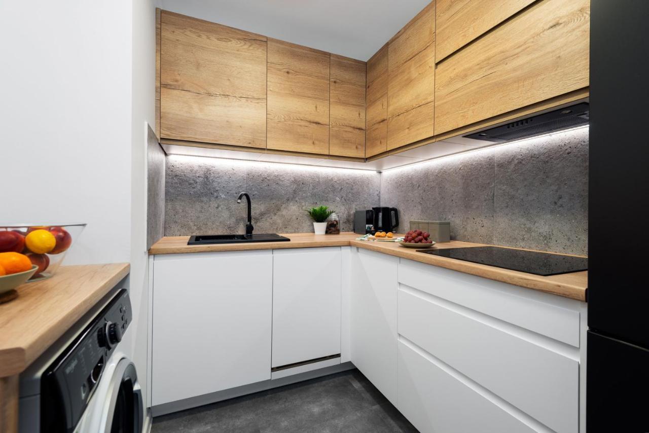 Kairos Apartments - Silver - Darmowy Parking, Scisle Centrum Γκλίβιτσε Εξωτερικό φωτογραφία